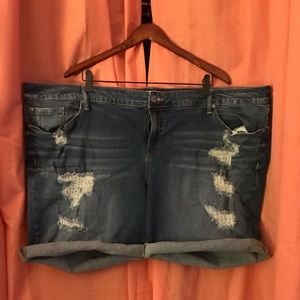Torrid Bermuda shorts